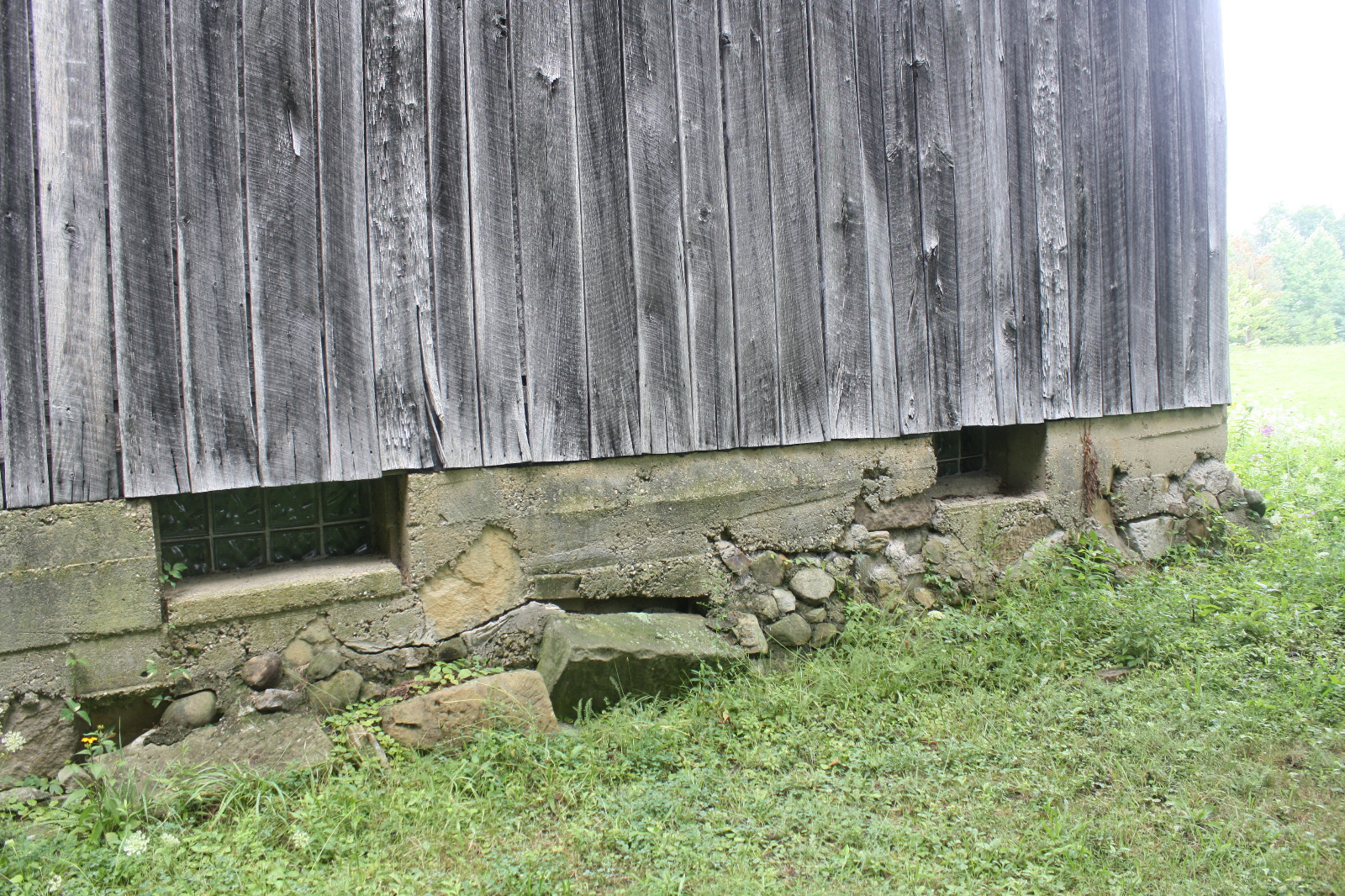 Ohio Salt Fork Area Weathered Barn Dismantle Red Oak White Oak Reclaim Rebuild