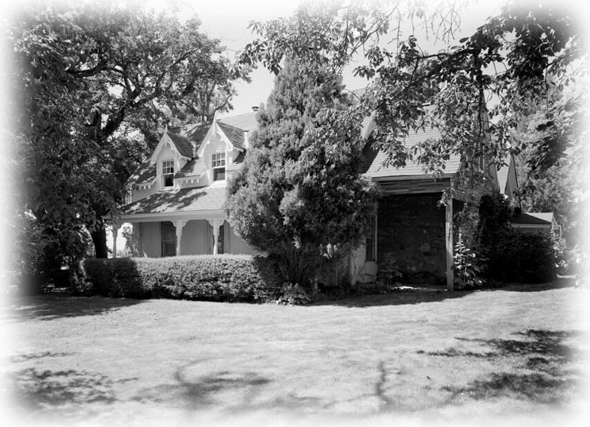 Victorian 3 bedroom cottage, stone, wood, porches, architectural drawings