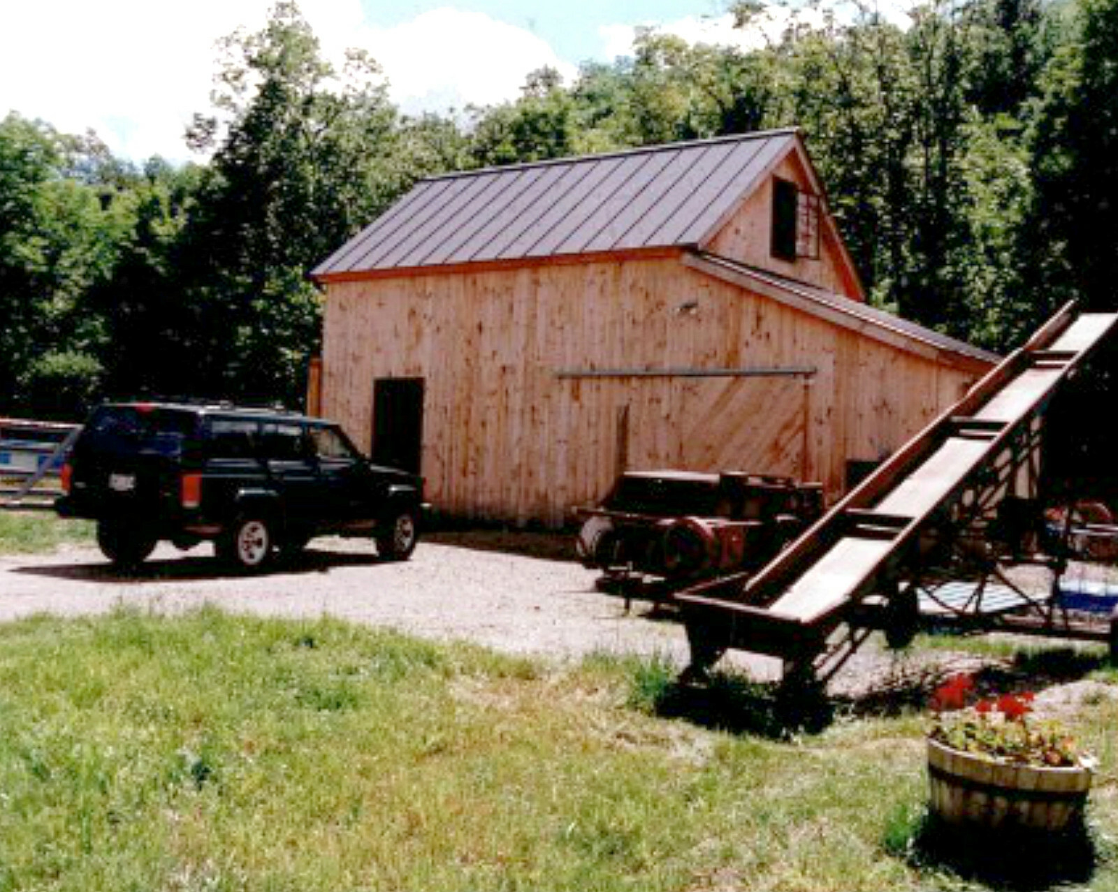 Battenkill Car Barn & Shop with Loft – 3 Complete Sets of Plans (eB-103×3)