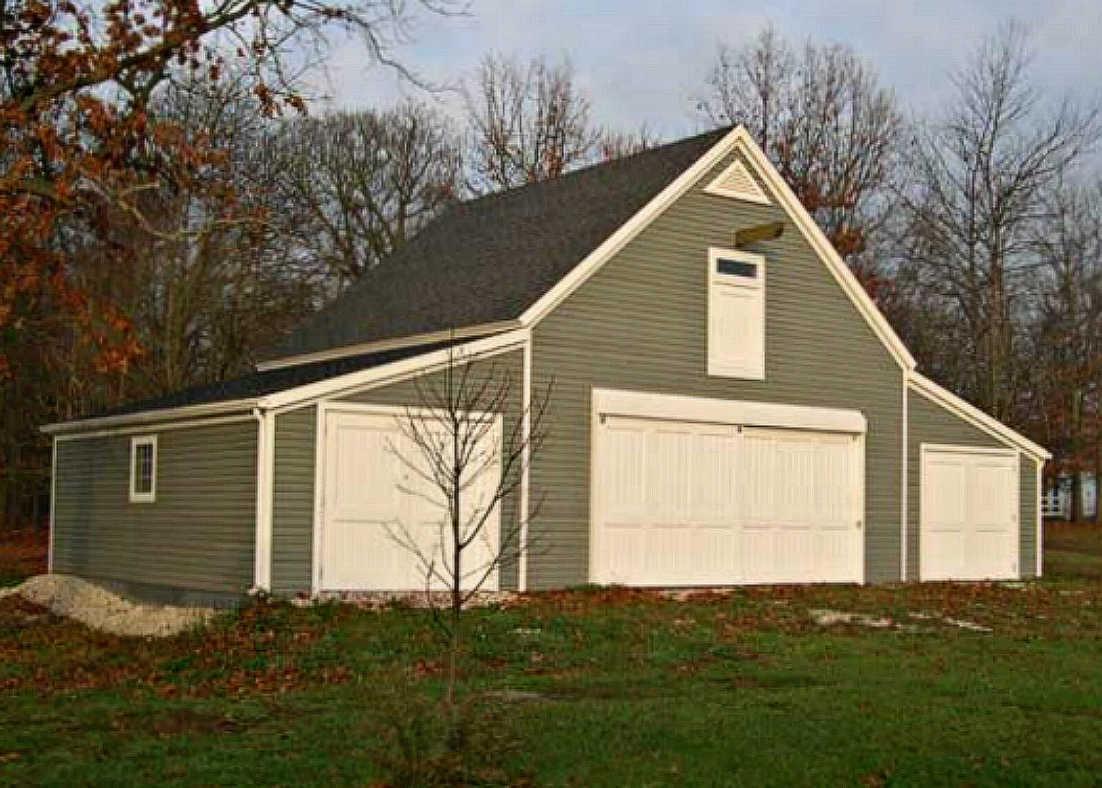 11 Coach-House Loft Garage Designs – Complete Pole-Barn Building Plans (G5)