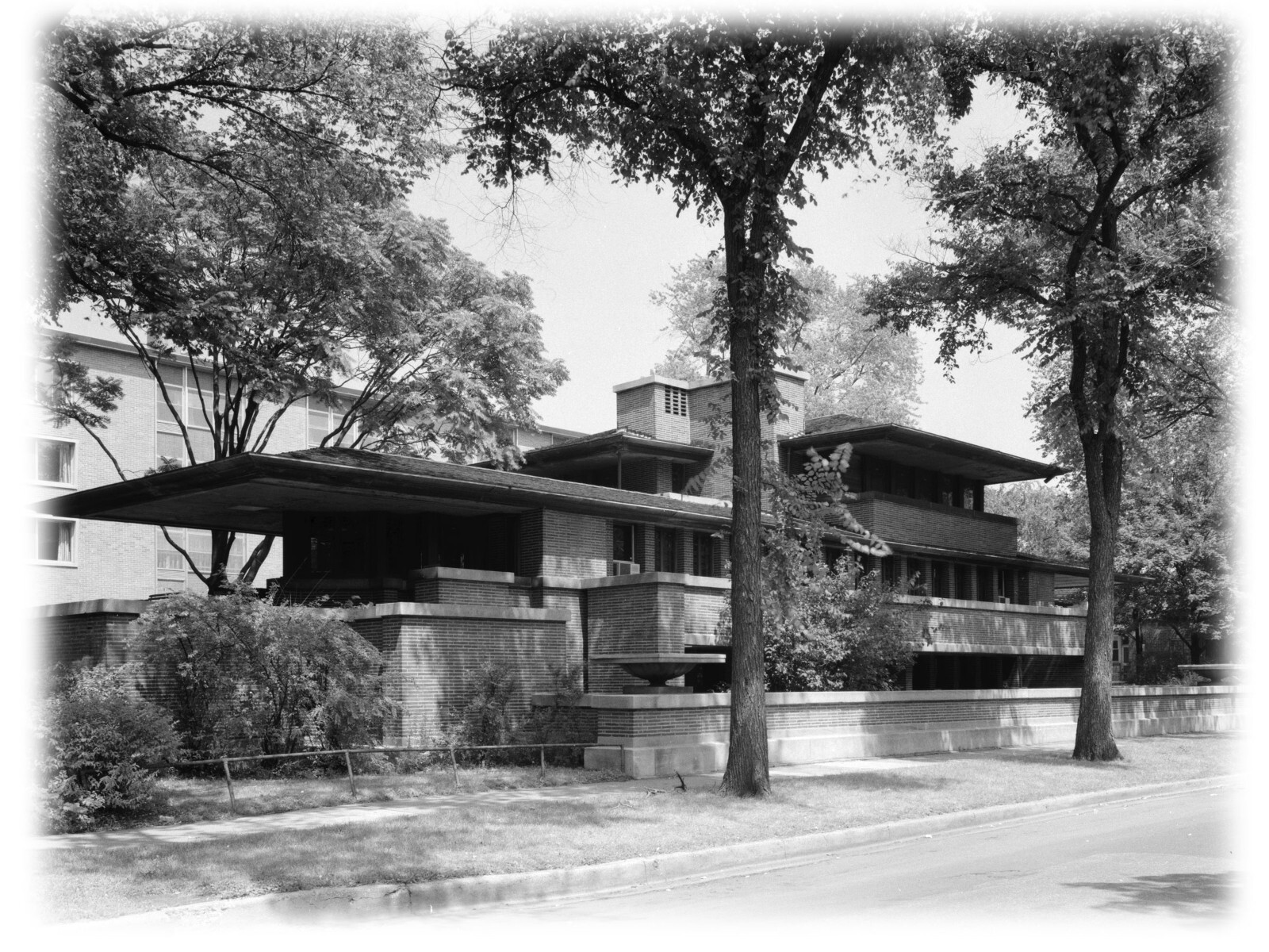 Frank Lloyd Wright’s Prairie Style Robie House – 10 Sheet set of PRINTED plans