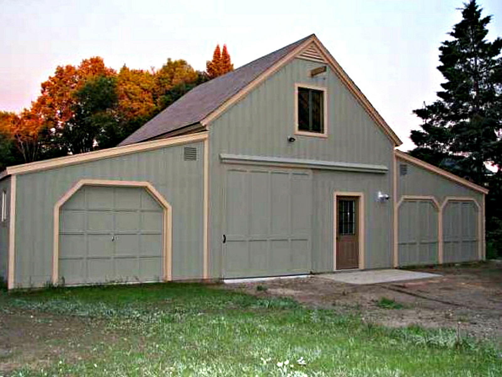19 Applewood Loft Pole-Barns, Garages and Workshops – 3 Complete Sets of Plans