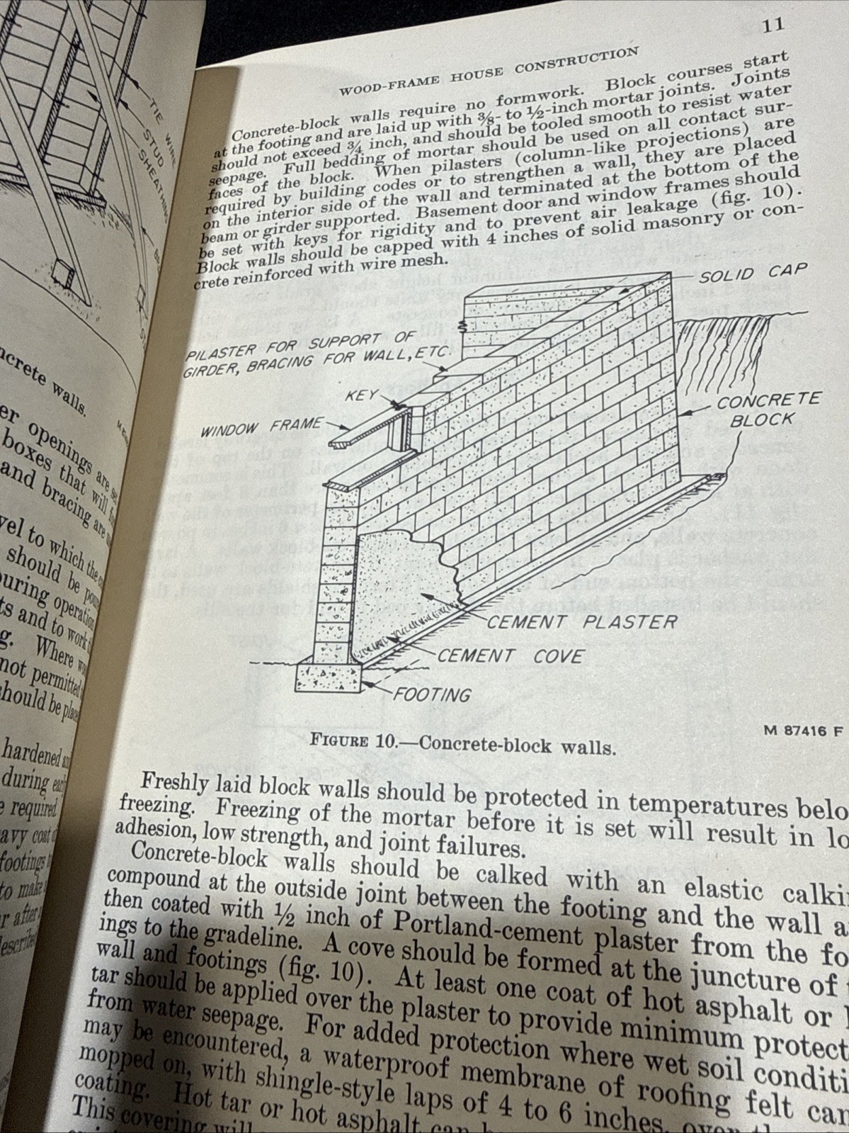 Wood-Frame House Construction (Soft cover)L. O. Anderson and O. C. Heyer 1955