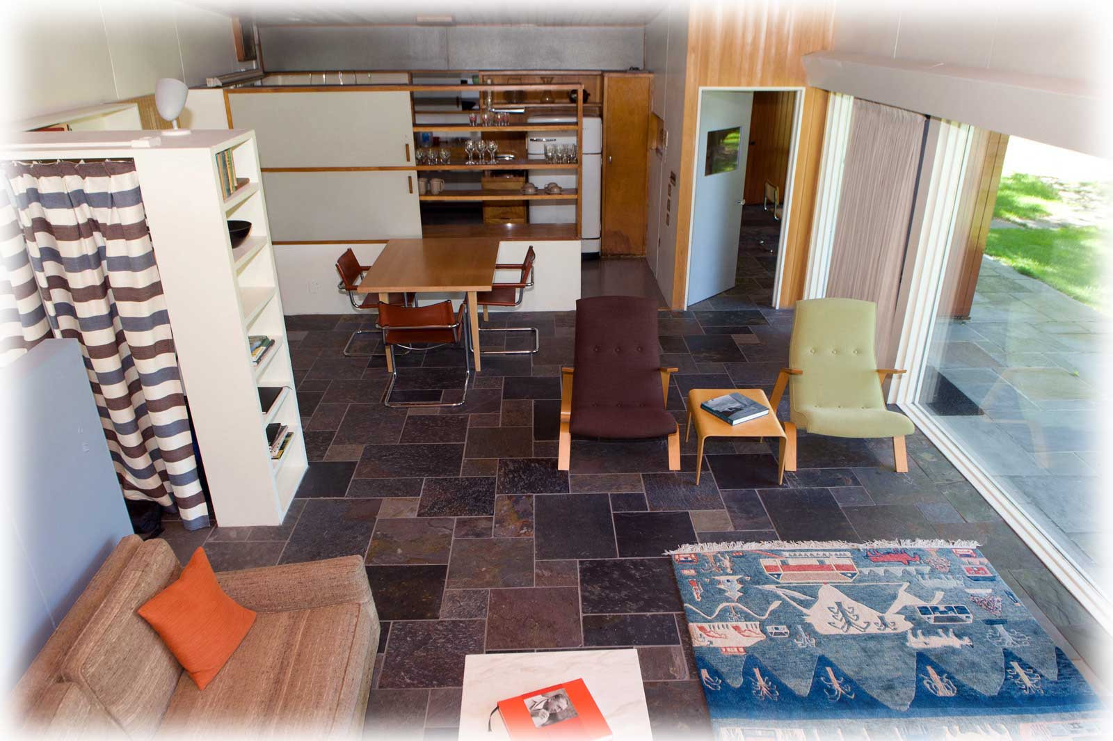 Timeless Midcentury Modern home design by Marcel Breuer, 3 bedrooms, open plan