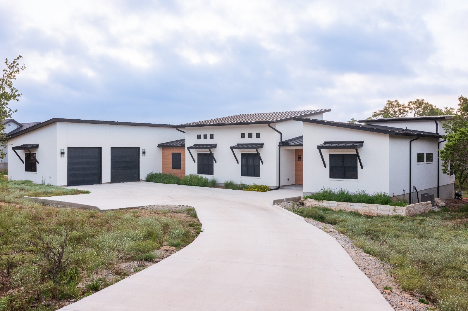 The Serenity House Plan – 3 Bedrooms / 3 Baths 3,136 SF Design Blueprints