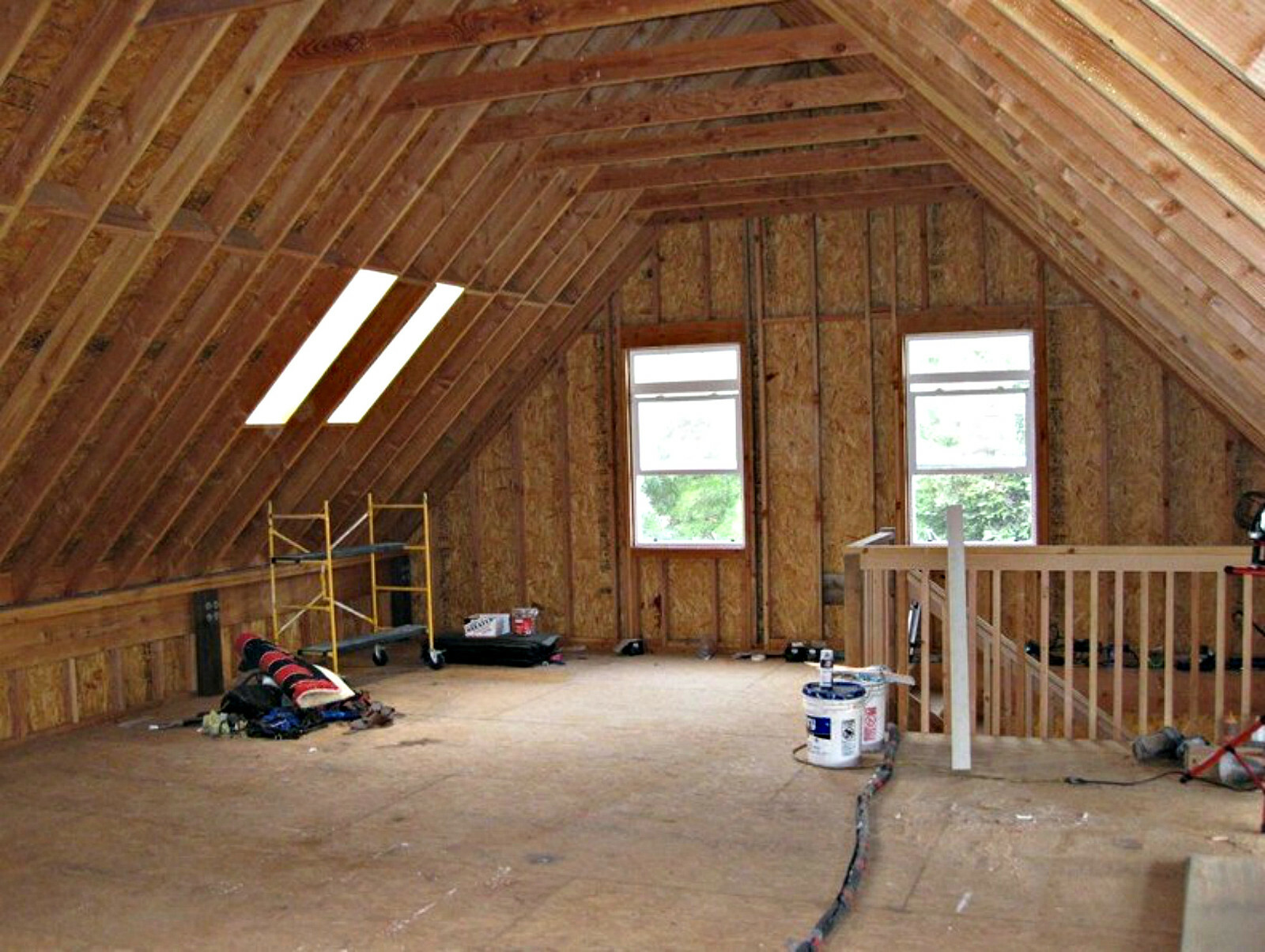 11 Coach-House Loft Garage Designs – Complete Pole-Barn Building Plans (G5)